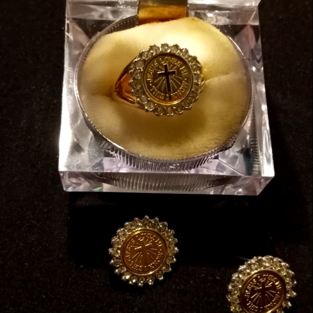 Jesus loves me ring and earrings